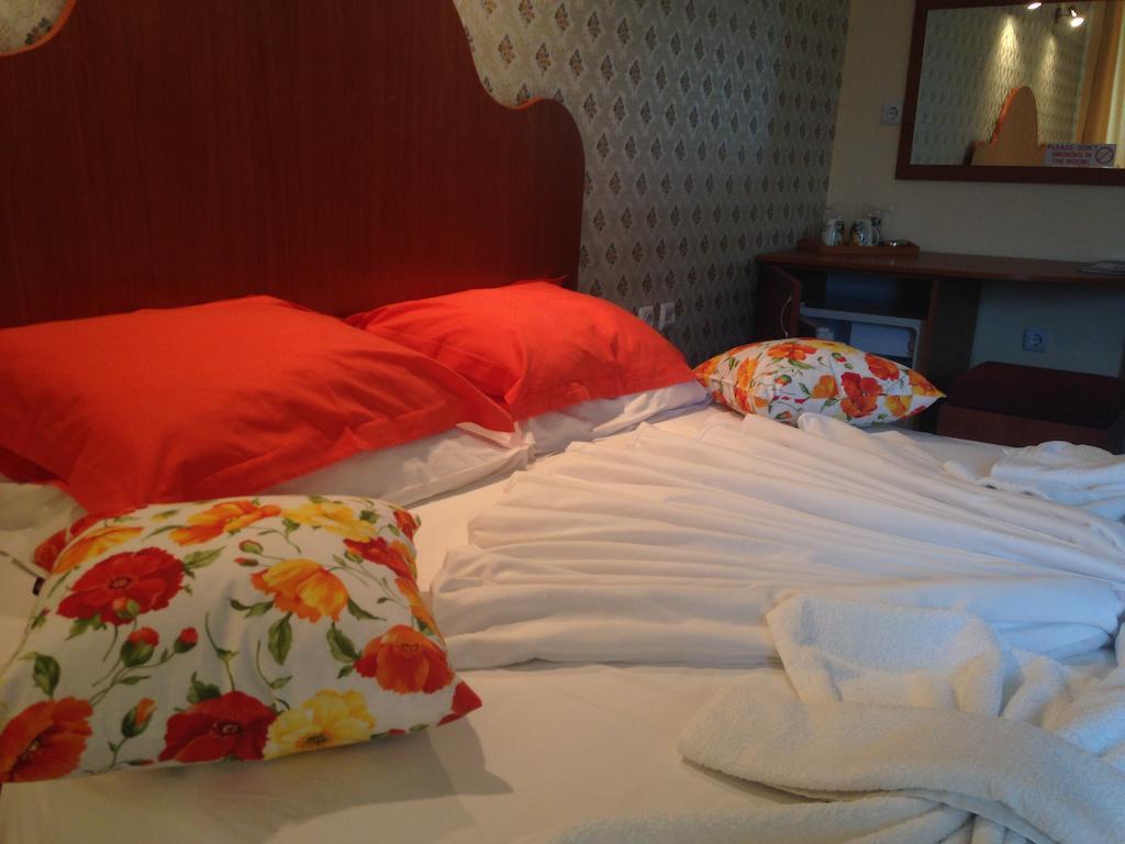 Family Hotel Deykin Sunny Beach Habitación foto